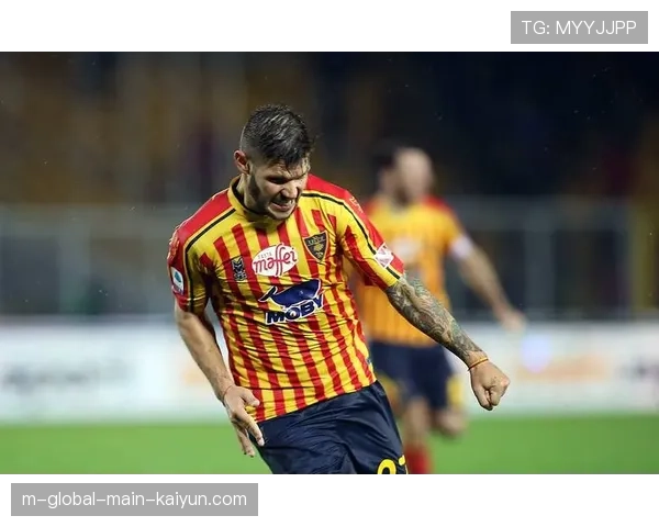 特温特战术调整能力：失球后迅速调整阵型与战术的应变